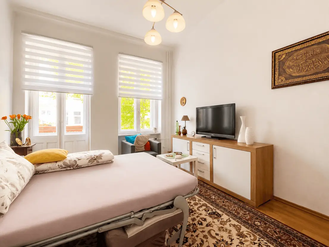 propertyImage