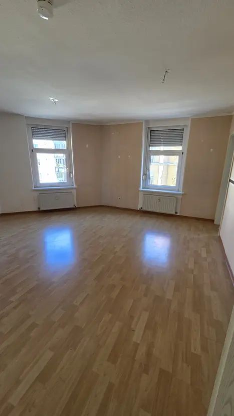 propertyImage
