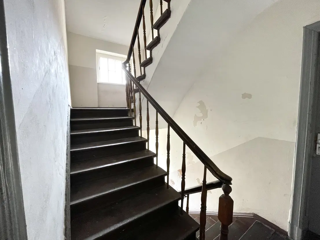 propertyImage