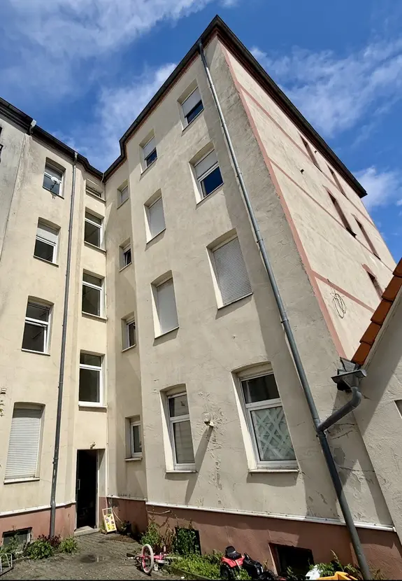 propertyImage