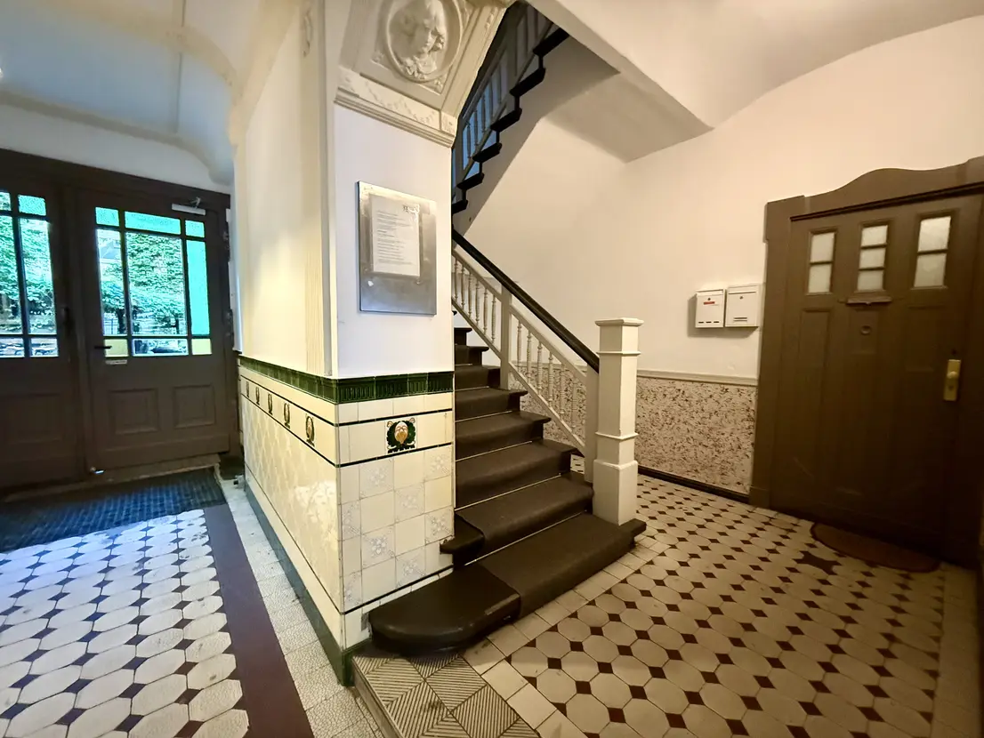 propertyImage