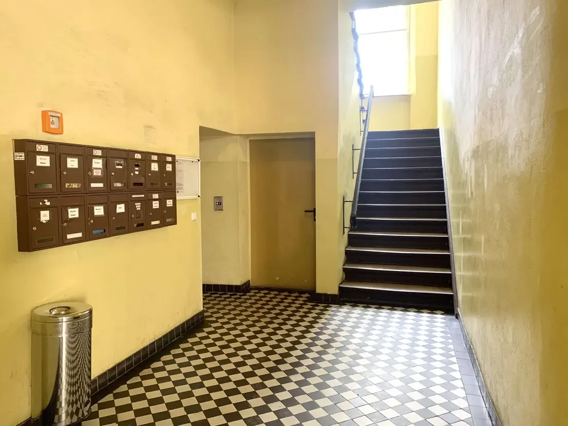 propertyImage