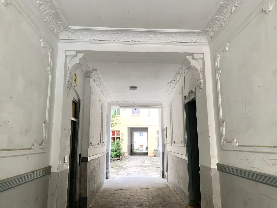 propertyImage