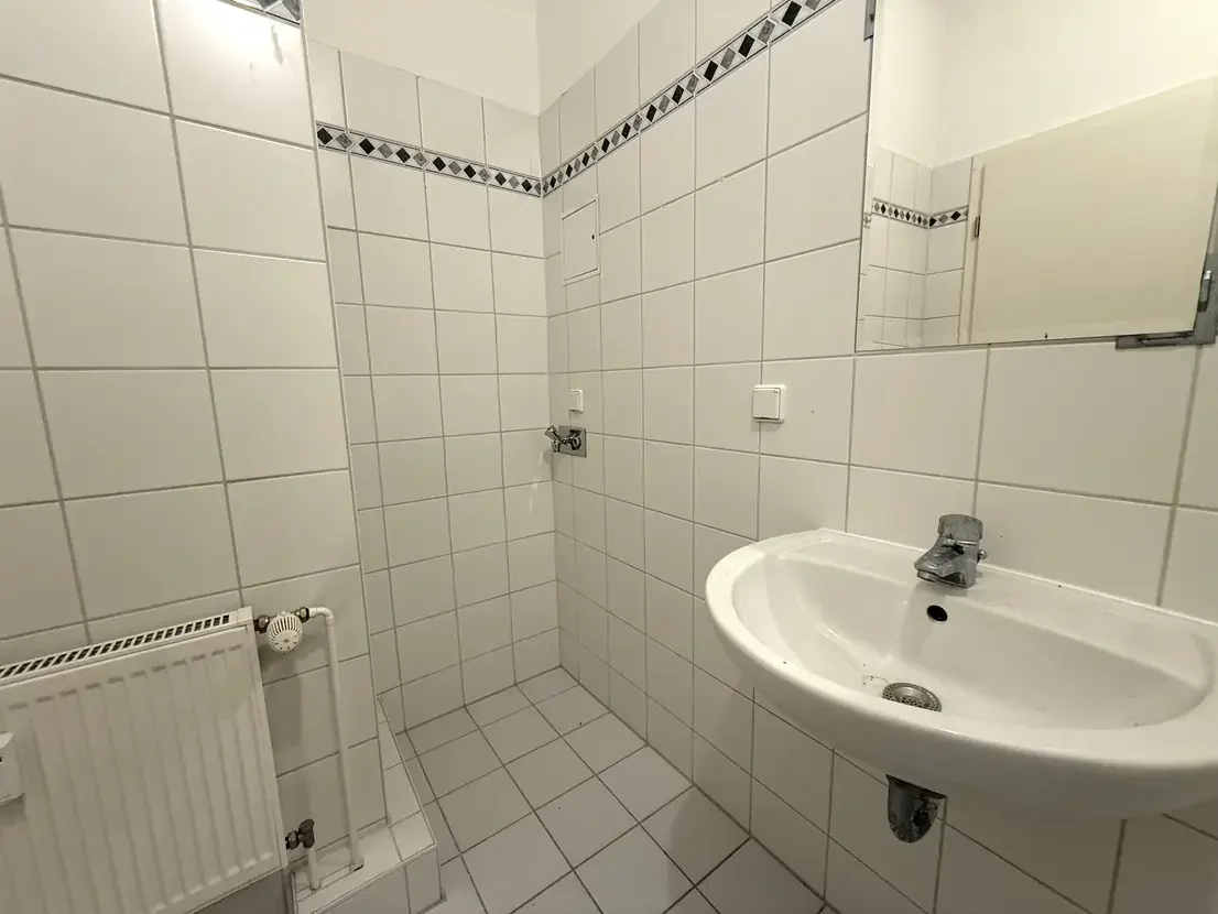 propertyImage