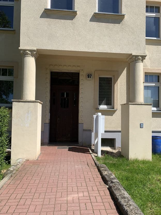 propertyImage