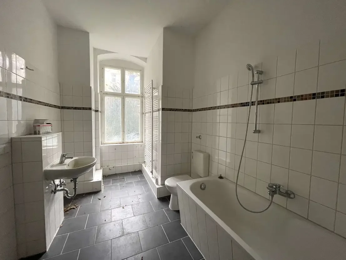 propertyImage