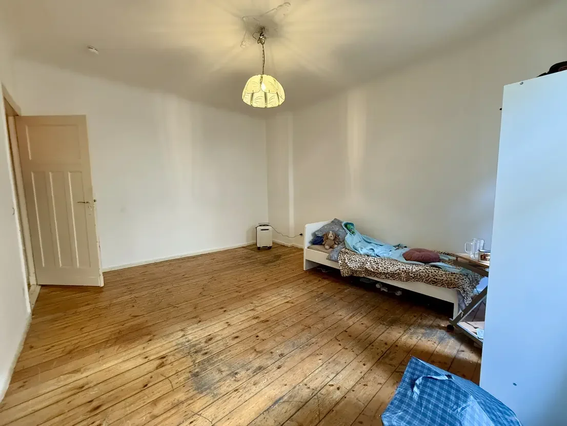 propertyImage