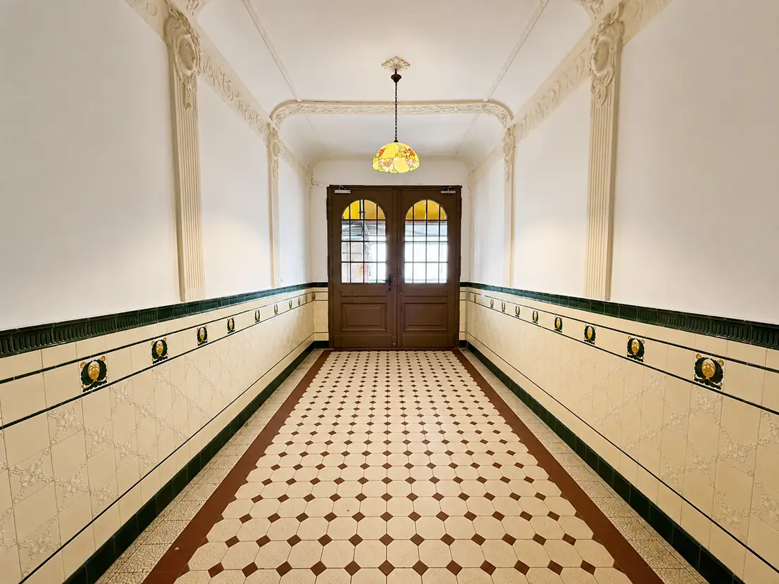 propertyImage
